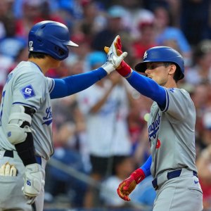 GettyImages-2160769324 You’ve Done It a Thousand Times—But Who Actually Invented the High Five?