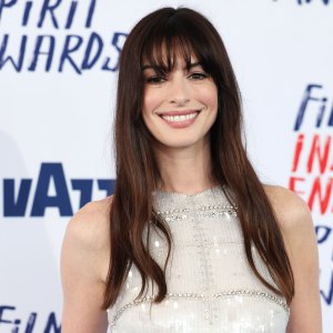 SANTA MONICA, CALIFORNIA - FEBRUARY 25: Anne Hathaway attends the 2024 Film Independent Spirit Awards on February 25, 2024 in Santa Monica, California. (Photo by Monica Schipper/Getty Images)