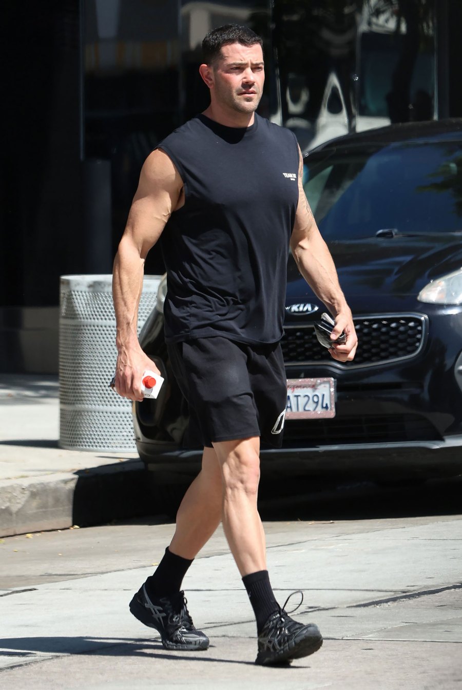 Jesse Metcalfe Celebrity Sightings In Los Angeles Hot Pics